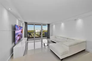 3140 S Ocean Dr, Hallandale Beach, FL 33009 - Photo 4