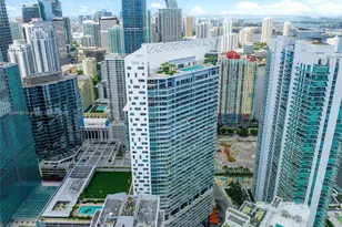 1300 Brickell Bay Dr, Miami, FL 33131 - Photo 36