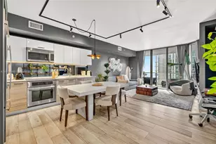 1300 Brickell Bay Dr, Miami, FL 33131 - Photo 4