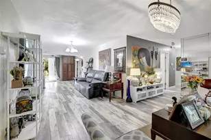 421 NW 77th Way, Pembroke Pines, FL 33024 - Photo 10