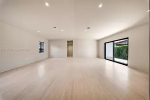 2625 SW 32nd Ct, Miami, FL 33133 - Photo 14