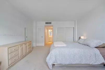 5001 Collins Ave #11F, Miami Beach, FL 33140 - Photo 20