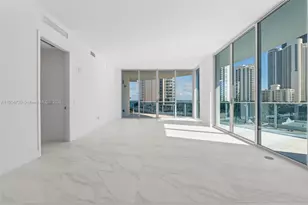17550 Collins, Sunny Isles Beach, FL 33160 - Photo 14