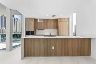 17550 Collins, Sunny Isles Beach, FL 33160 - Photo 24