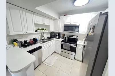 8116 Severn Dr #C, Boca Raton, FL 33433 - Photo 6