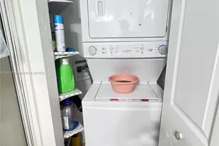 8116 Severn Dr, Boca Raton, FL 33433 - Photo 18