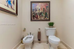 10700 NW 66th St, Doral, FL 33178 - Photo 8