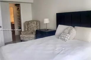 100 Lincoln Rd, Miami Beach, FL 33139 - Photo 20