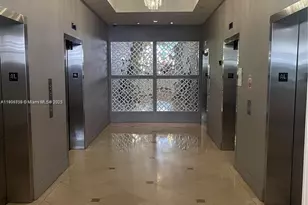 100 Lincoln Rd, Miami Beach, FL 33139 - Photo 16