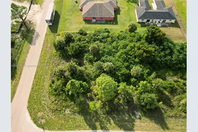 936-938 Countess Ave, Lehigh Acres, FL 33974 - Photo 2