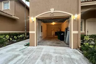 8564 SW 214th Way, Cutler Bay, FL 33189 - Photo 4