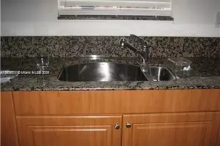 7838 NW 109th Path, Doral, FL 33178 - Photo 8