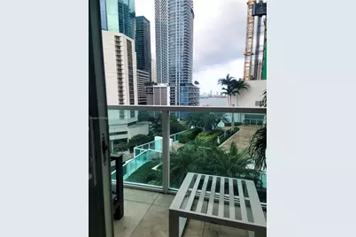 31 SE 5th St #1402, Miami, FL 33131 - Photo 8