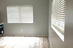 820 15th St, Miami Beach, FL 33139 - Photo 6