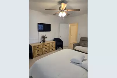 5712 Hollywood Blvd #2, Hollywood, FL 33021 - Photo 10