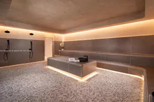 159 NE 6th St, Miami, FL 33132 - Photo 40