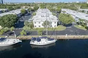 6253 Bay Club Dr, Fort Lauderdale, FL 33308 - Photo 14