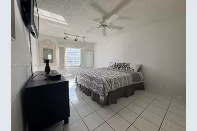 6253 Bay Club Dr #1, Fort Lauderdale, FL 33308 - Photo 12