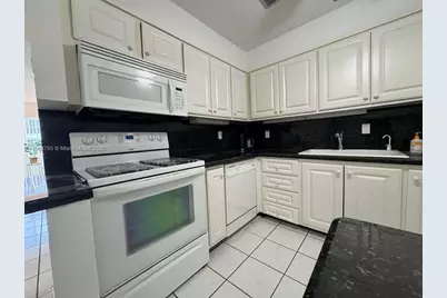 6253 Bay Club Dr #1, Fort Lauderdale, FL 33308 - Photo 2