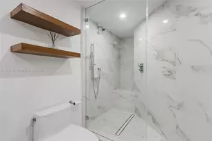 3370 Hidden Bay Dr, Aventura, FL 33180 - Photo 30