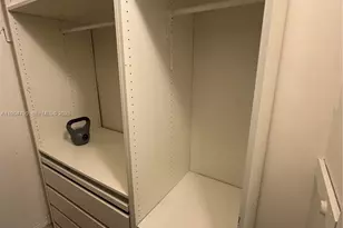 3000 Marcos Dr, Aventura, FL 33160 - Photo 14