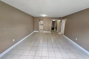 7490 Miami Lakes Dr, Miami Lakes, FL 33014 - Photo 8