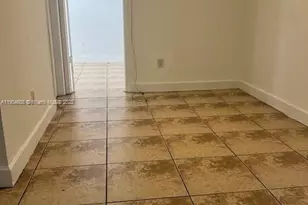 1043 NW 2nd St, Miami, FL 33128 - Photo 6