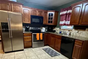 [Address not provided], Hollywood, FL 33020 - Photo 4