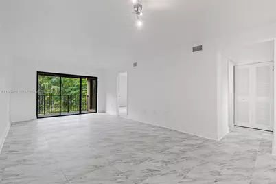 330 W Park Dr #203-10, Miami, FL 33172 - Photo 8