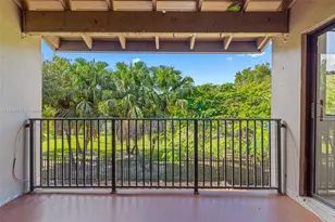 330 W Park Dr, Miami, FL 33172 - Photo 22