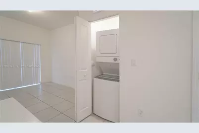 11870 SW 246th Ln, Homestead, FL 33032 - Photo 12