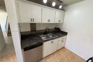 157 Heritage Way, West Palm Beach, FL 33407 - Photo 12