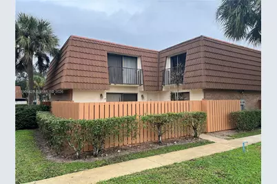 157 Heritage Way, West Palm Beach, FL 33407 - Photo 1