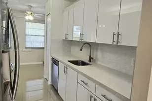 1401 SW 128th Terrace, Pembroke Pines, FL 33027 - Photo 6