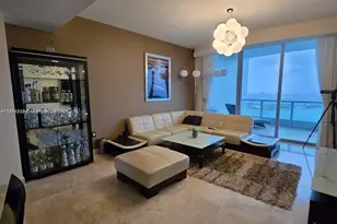 900 Biscayne Blvd, Miami, FL 33132 - Photo 8