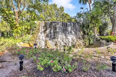 16300 Golf Club Rd #408, Weston, FL 33326 - Photo 6
