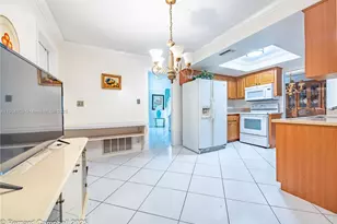 4808 NW 49th Rd, Tamarac, FL 33319 - Photo 16