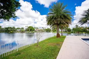 9881 SW 1st Ct, Plantation, FL 33324 - Photo 16