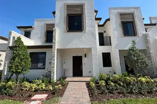 875 NE 211th St, Miami, FL 33179 - Photo 1