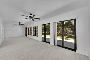 4603 King Palm Dr, Tamarac, FL 33319 - Photo 40