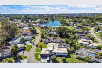 4603 King Palm Dr, Tamarac, FL 33319 - Photo 48