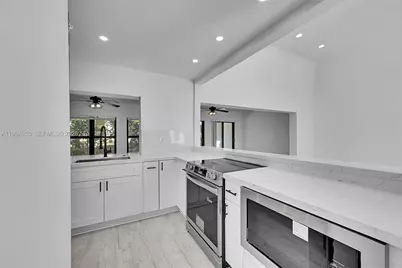 4603 King Palm Dr, Tamarac, FL 33319 - Photo 36