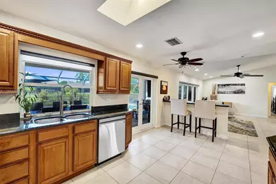 1501 NW 99th Ave, Plantation, FL 33322 - Photo 14