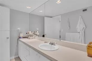 90 Edgewater Dr, Coral Gables, FL 33133 - Photo 14