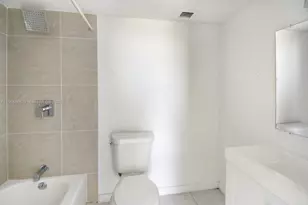 2350 NE 135th St, North Miami, FL 33181 - Photo 18