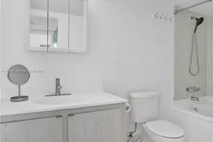 1000 Parkview Dr, Hallandale Beach, FL 33009 - Photo 8