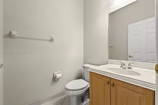 9042 Dupont Pl, Wellington, FL 33414 - Photo 22