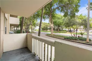 1800 Sans Souci Blvd, North Miami, FL 33181 - Photo 24