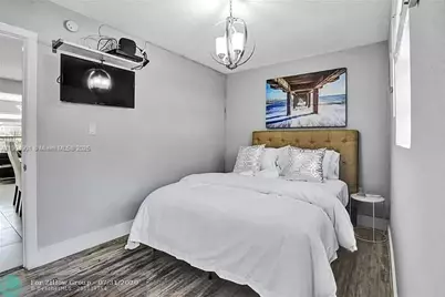610 N 24th Ave #810, Hollywood, FL 33020 - Photo 2