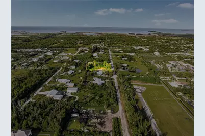 4689 Woodstock Rd, Other City - In The State Of Florida, FL 33956 - Photo 16